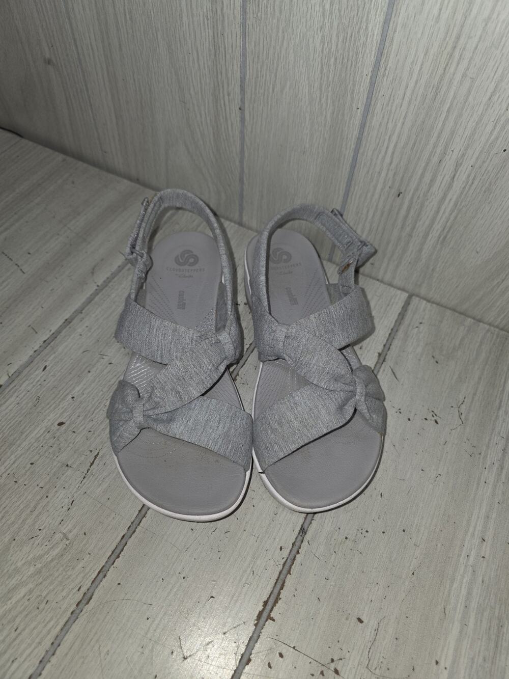 Clarks Women's Arla Belle Sandals Size 7M Gray Cloudsteppers Comfort Shoes